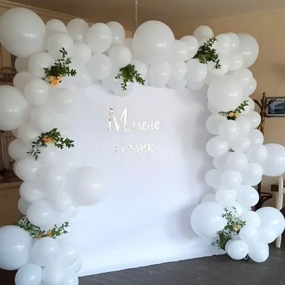 decoracion de mesa principal para boda con globos